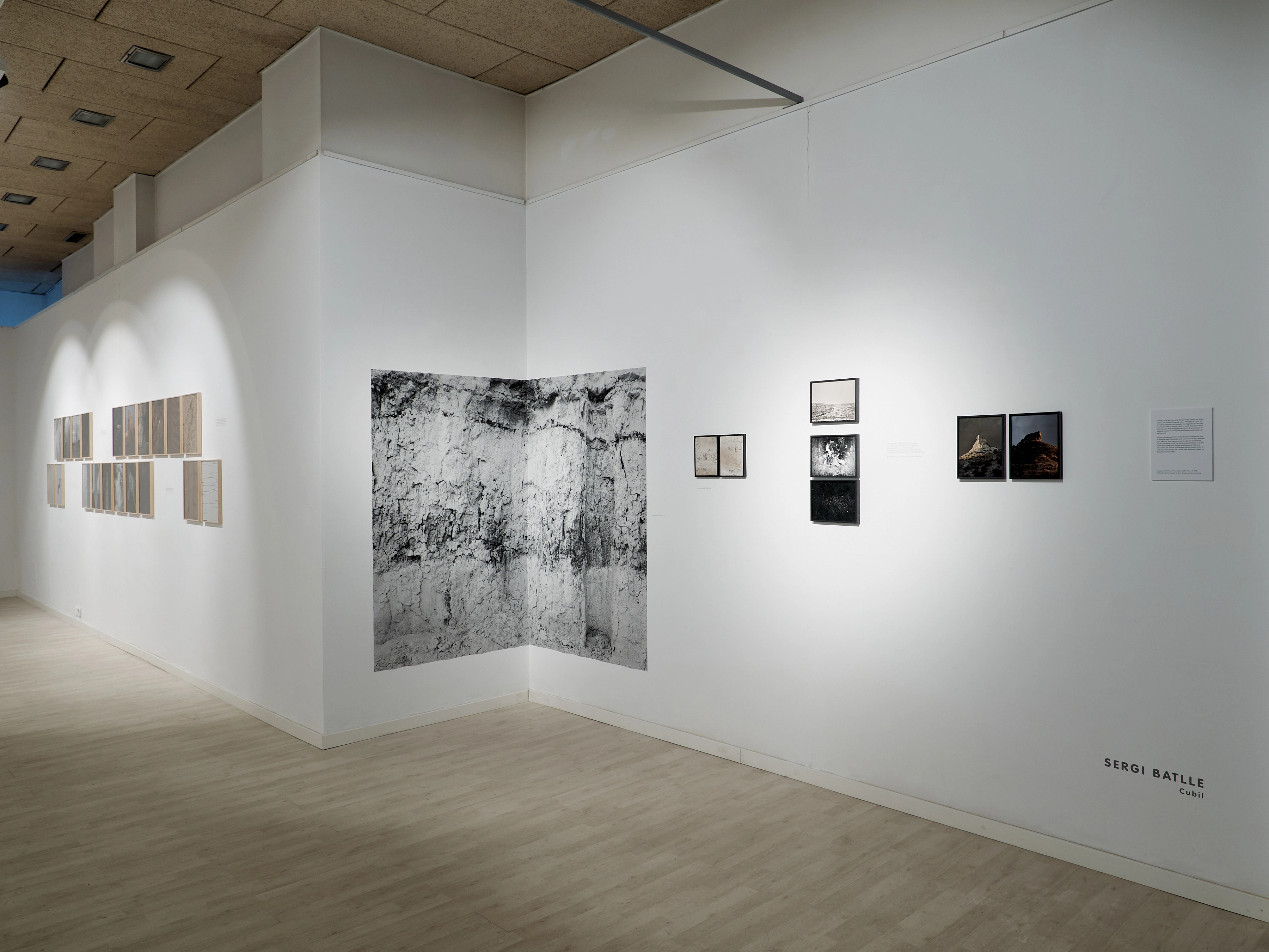 Cubil en la exposición Revelar-se de la Fundació Valvi de Girona